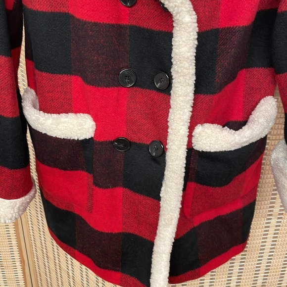 Red and black warm jacket - Picture 4 of 7